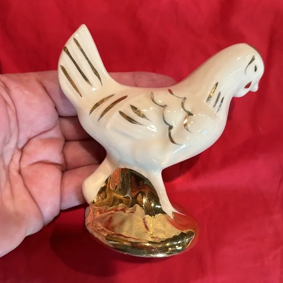 ❤️Vintage White and Gold Rooster and Hen set Figurines Chicken - Picture 6 of 7